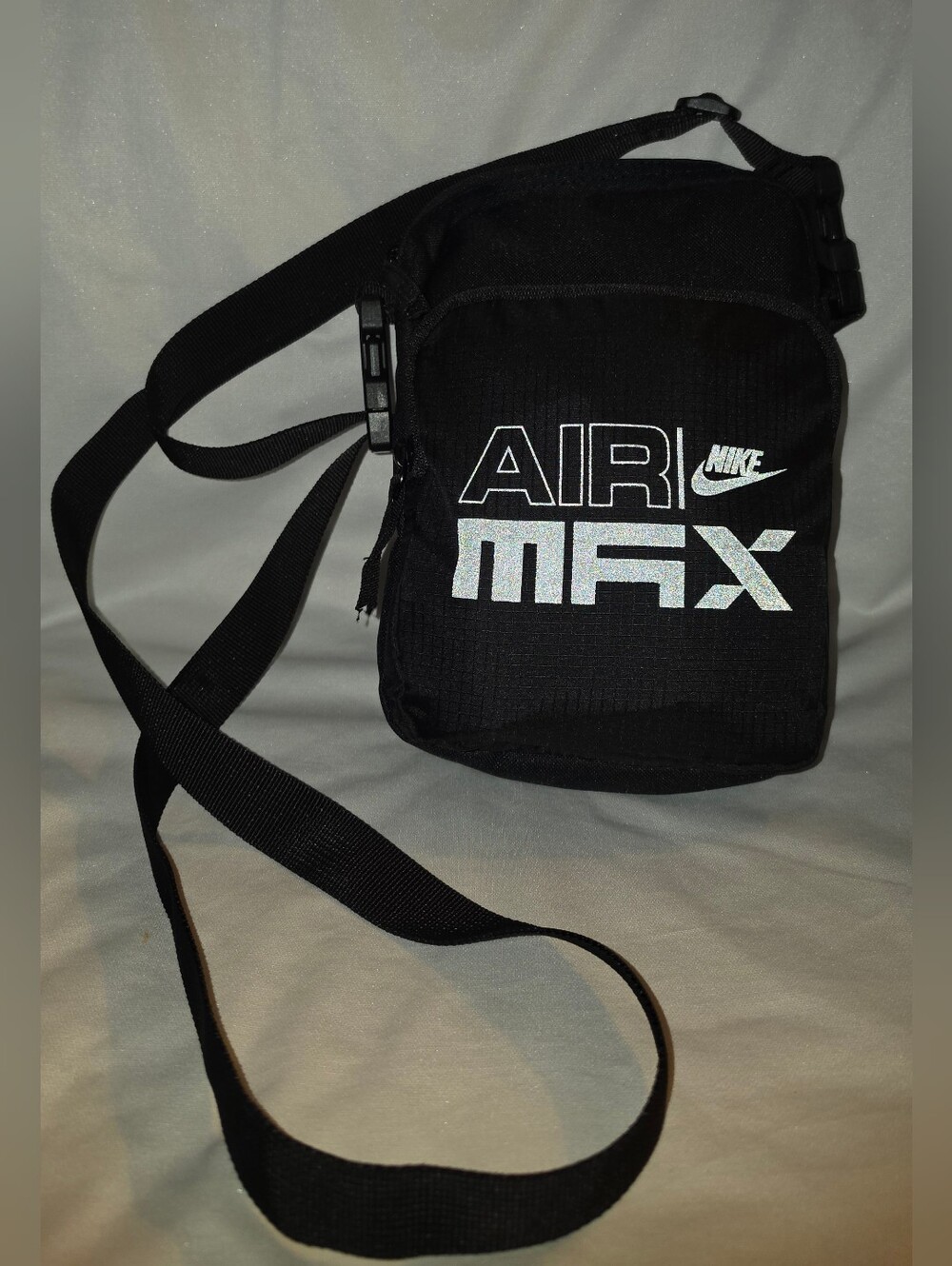 Nike Air Max Heritage Crossbody Bag